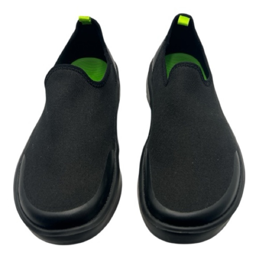 OOFOS  OOmg EEZE Black Slip-On Recovery Shoes - Picture 4 of 7